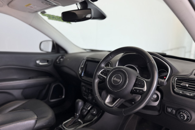 2020 Jeep Compass M6 Limited SUV Image 10