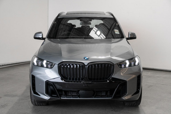 2026 BMW X5 G05 LCI xDrive50e M Sport SUV image 4