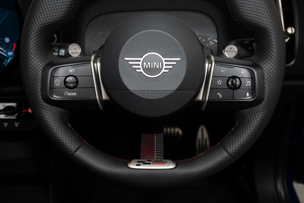 2026 MINI Countryman U25 JCW Favoured SUV image 11