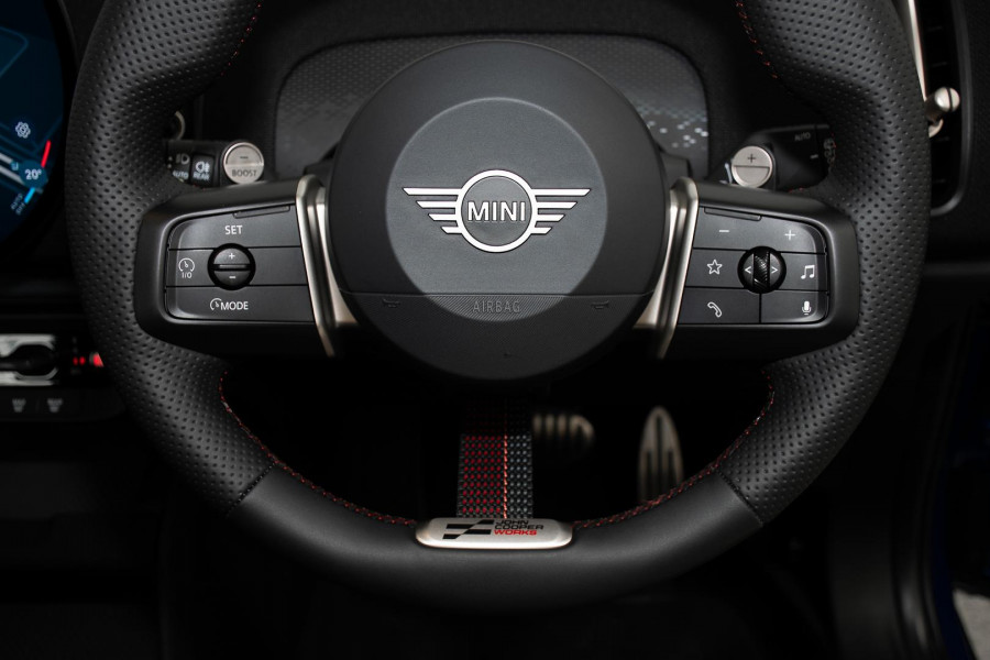 2026 MINI Countryman U25 JCW Favoured SUV
