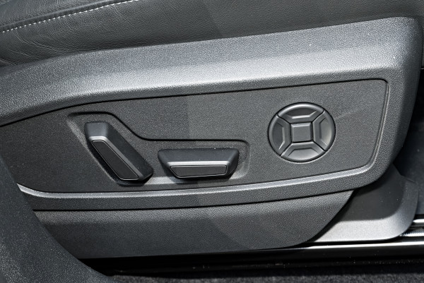 2025 MY26 Audi Q5 e-hybrid 270kW | 2.0TFSI Quattro SUV image 17