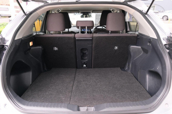 2021 Toyota Yaris Cross MXPB10R GX SUV Image 10