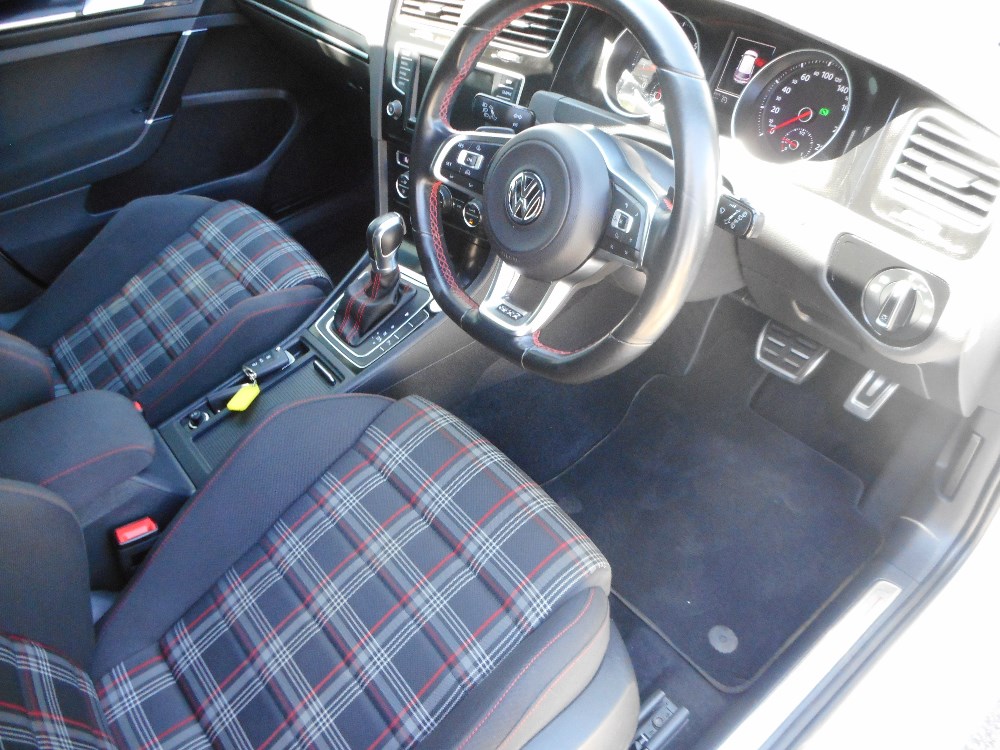 2015 Volkswagen Golf 7 GTI Hatch Image 11