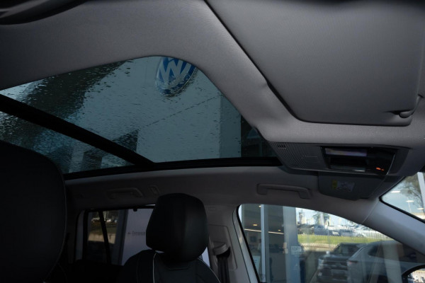 2025 Volkswagen Tayron R4 150TSI Elegance SUV Image 11