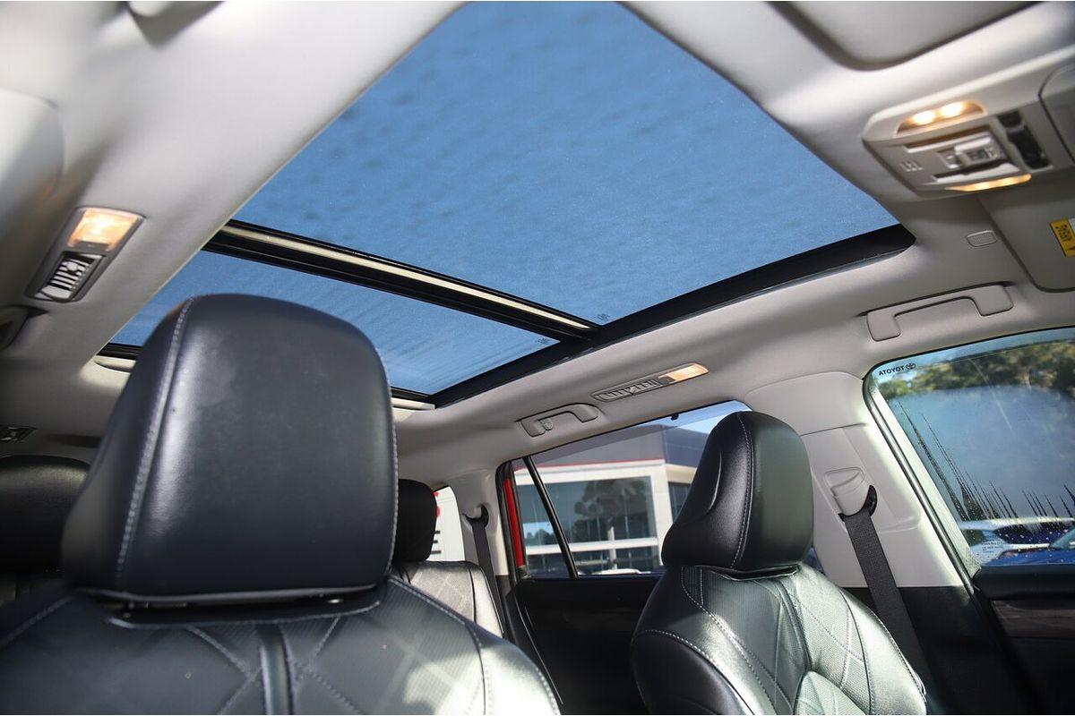 2023 Toyota Kluger AXUH78R Grande Wagon Image 15