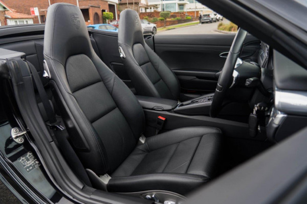 2013 Porsche 911 991 Carrera Convertible Image 9