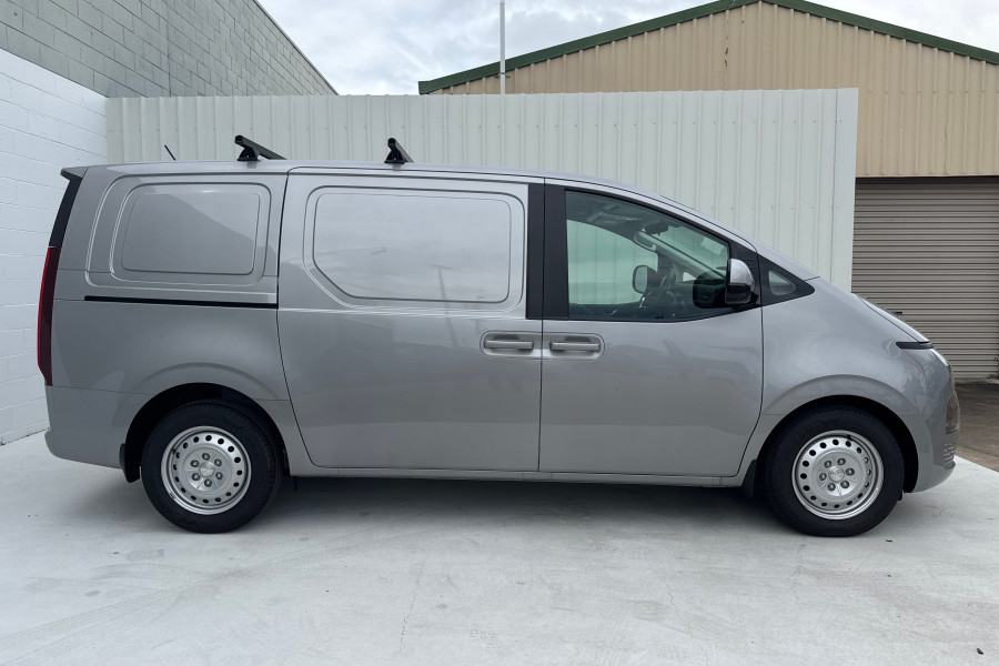 2025 MY24 Hyundai Staria Load US4.V2  Van Image 6