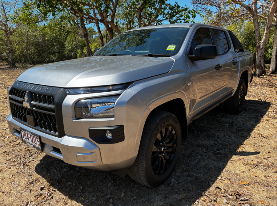 2025 Mitsubishi Triton MV GLX-R Ute Image 3