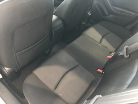 2016 Mazda 3 BM5478 Neo Hatchback Image 5
