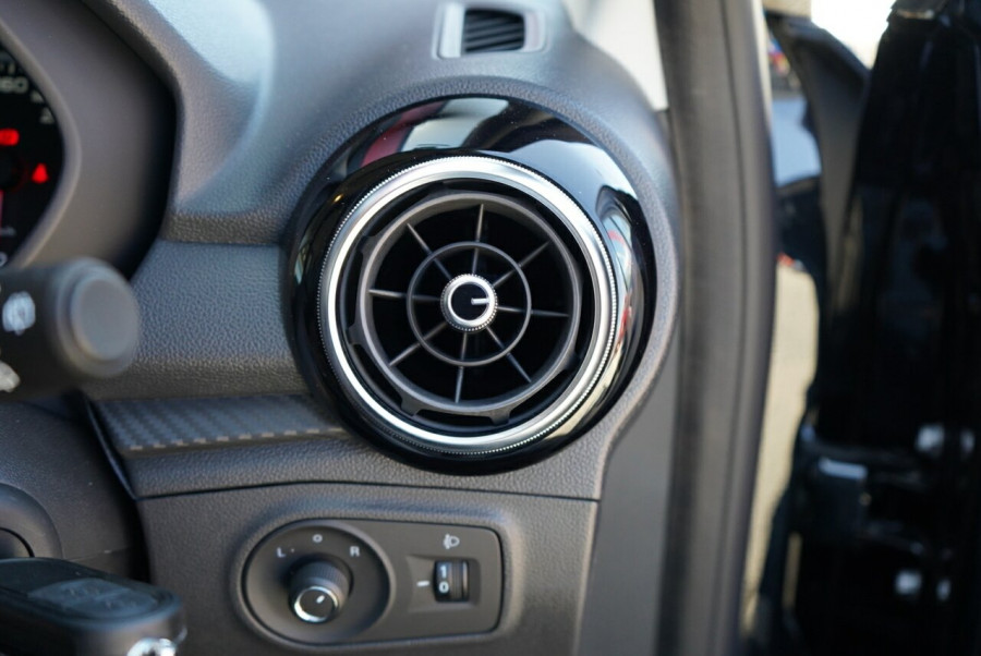 2024 MG 3 SZP1 Core Hatch Image 13