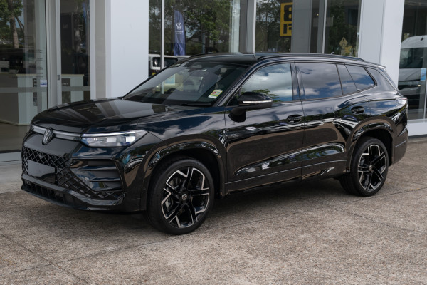 2025 MY26 Volkswagen Tayron R4 195TSI R-Line SUV Image 3