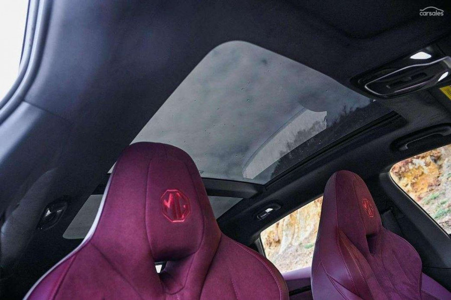 2025 MG MG7 IP42 Essence Sedan Image 13