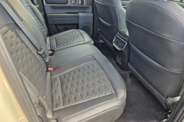 2026 Kia Tasman TK SX+ Ute Image 19