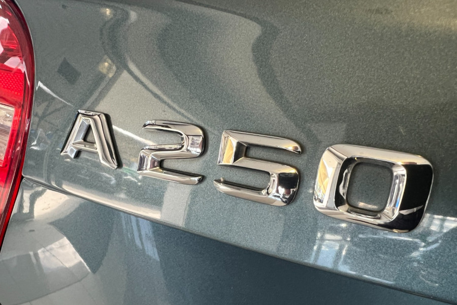 2013 Mercedes-Benz A-Class W176 A250 Hatch Image 15