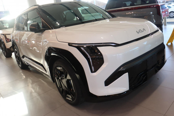 2026 MY27 Kia EV3 SV GT-Line SUV Image 3