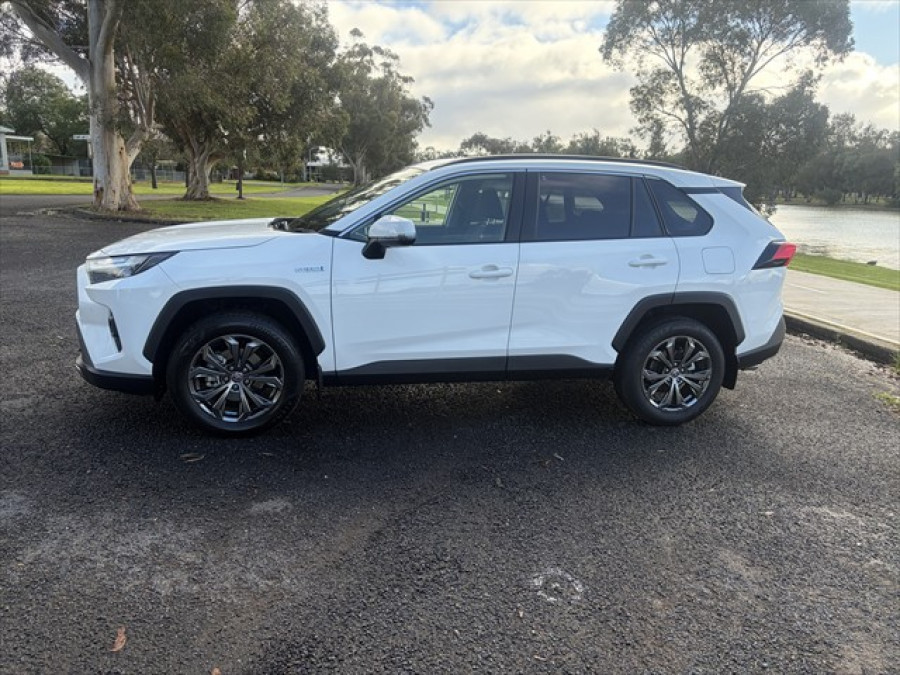 2024 Toyota RAV4 AXAH54R GXL SUV Image 4