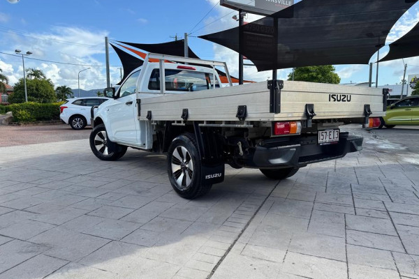 2021 Isuzu D-MAX RG SX High Ride Cab Chassis Image 5