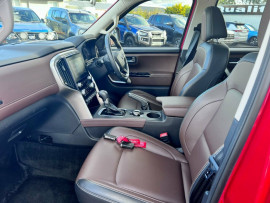 2023 Mahindra Scorpio  Z8 SUV image 15