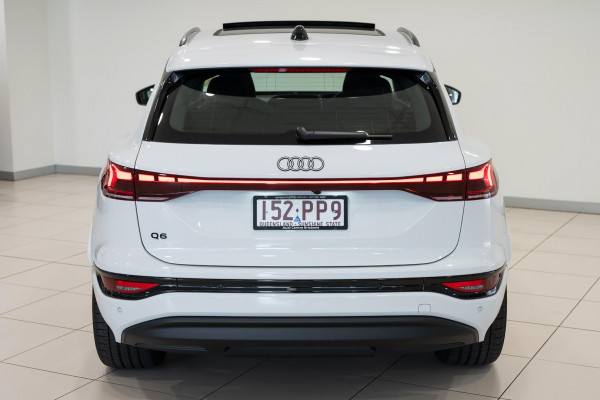 2026 Audi Q6 e-tron SUV image 5