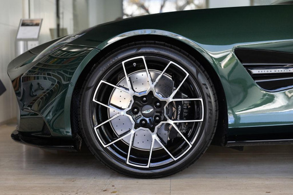2026 Aston Martin Vanquish   Coupe Image 38