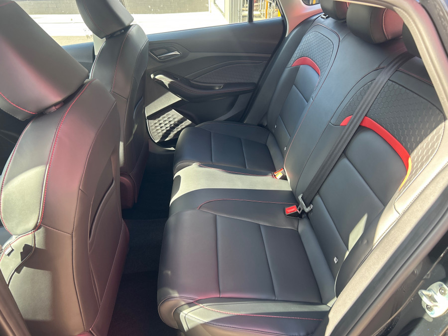 2025 MG MG5 MG5DCTESSE25 Essence Sedan Image 6
