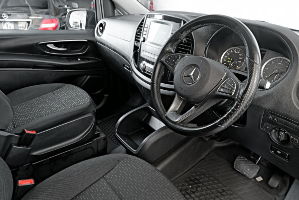 2021 Mercedes-Benz Vito 447 116CDI Bus image 7