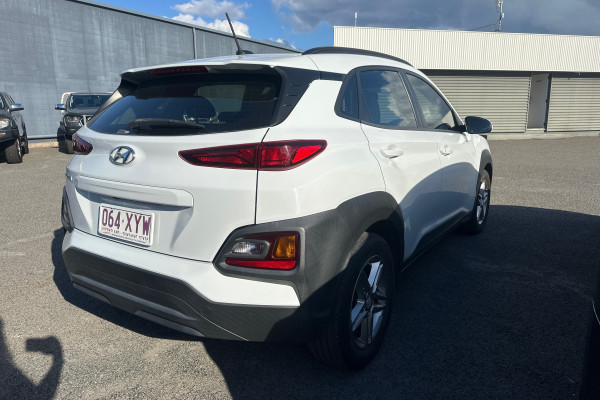 2018 Hyundai KONA OS Active SUV Image 2