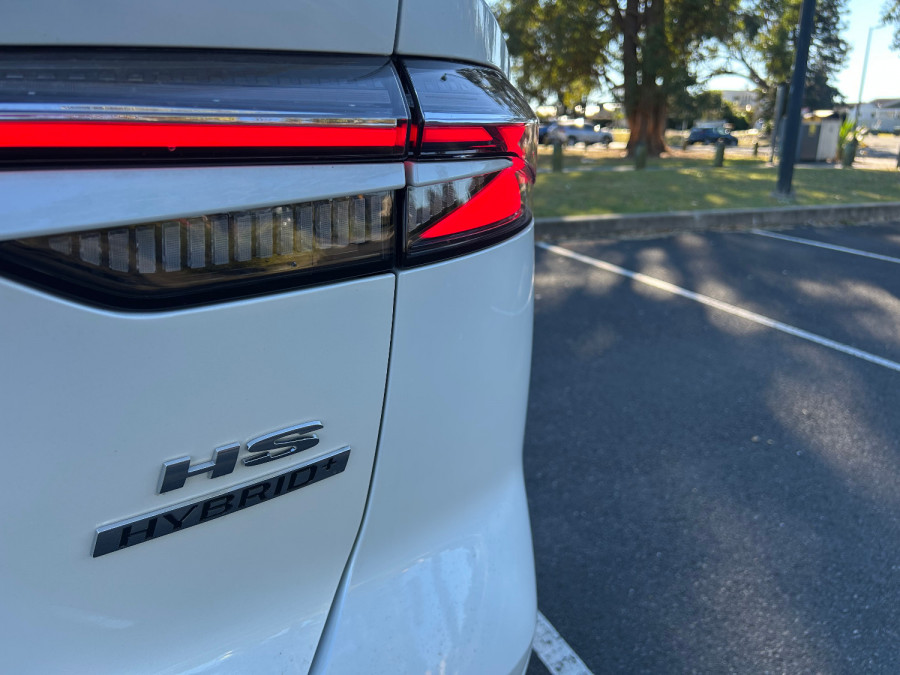 2025 MG HS AS33H Essence Hybrid+ SUV Image 19