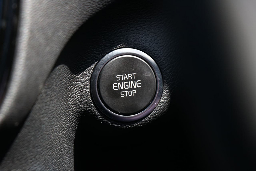 2018 Volvo Xc40 (No Series) MY19 T4 Momentum Suv Image 8