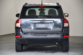 2014 Jeep Compass MK MY14 Blackhawk Suv Image 4