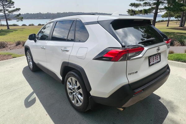 2019 Toyota RAV4 MXAA52R Cruiser SUV Image 5