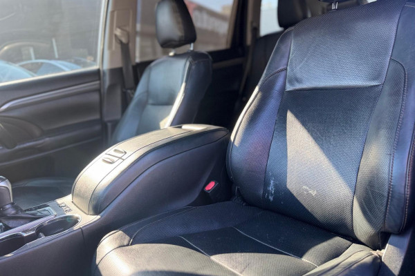 2018 Toyota Kluger GSU55R Grande SUV Image 12