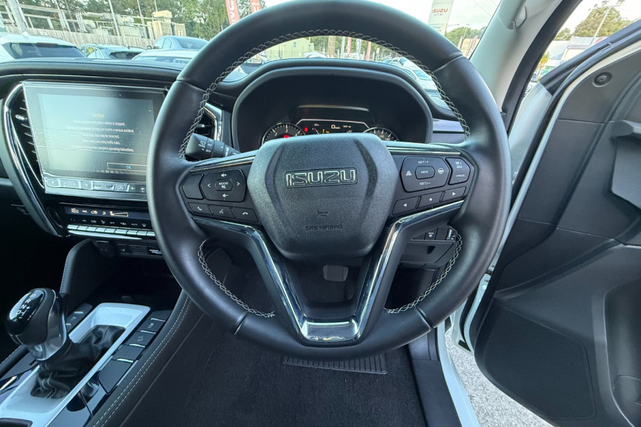 2024 Isuzu MU-X RJ LS-T SUV Image 15