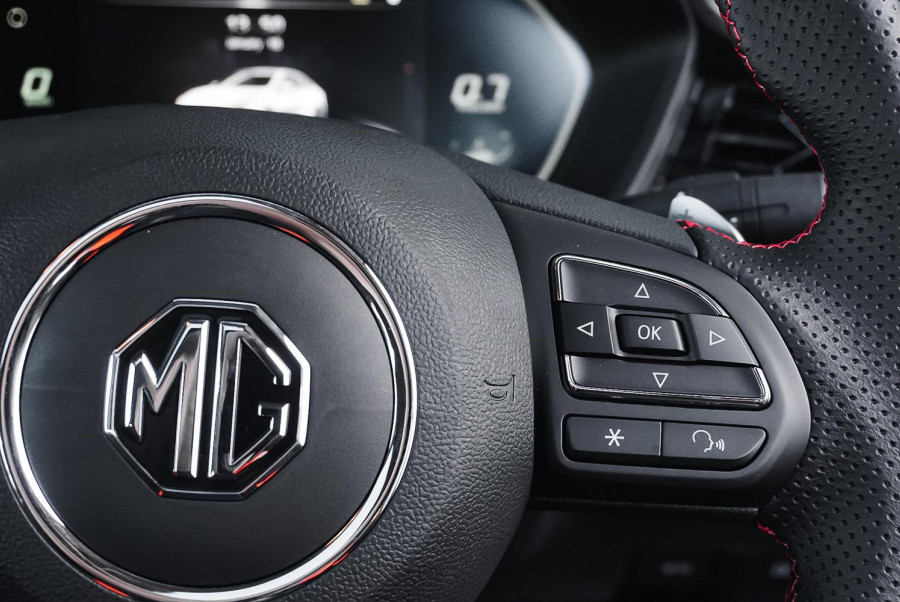 2023 MY24 MG MG5  Essence Sedan Image 15