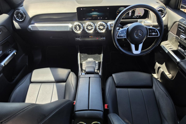 2020 Mercedes-Benz GLB-Class X247 GLB200 SUV Image 13