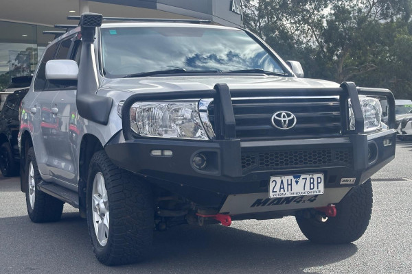 2011 MY10 Toyota LandCruiser VDJ200R GXL SUV Image 2
