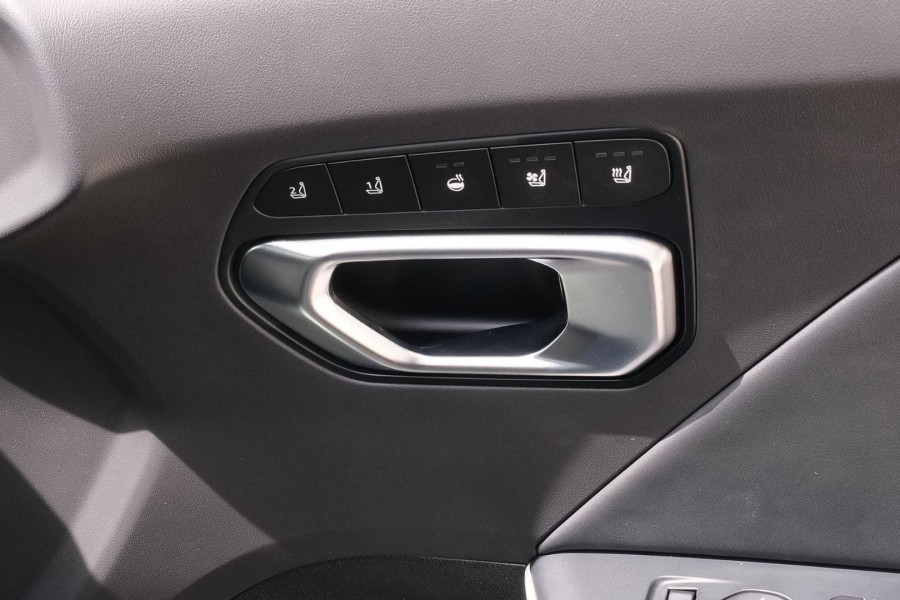 2026 Kia K4 CL4m GT-Line Hatch Image 14