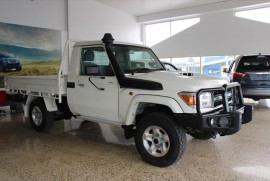 Toyota LandCruiser 70 GXL VDJ79R