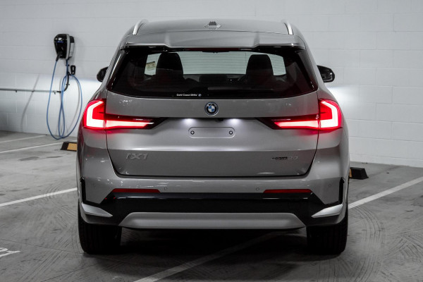2024 BMW iX1 U11 eDrive20 xLine SUV image 5