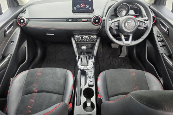 2024 Mazda 2 DL Series G15 GT Sedan Image 17