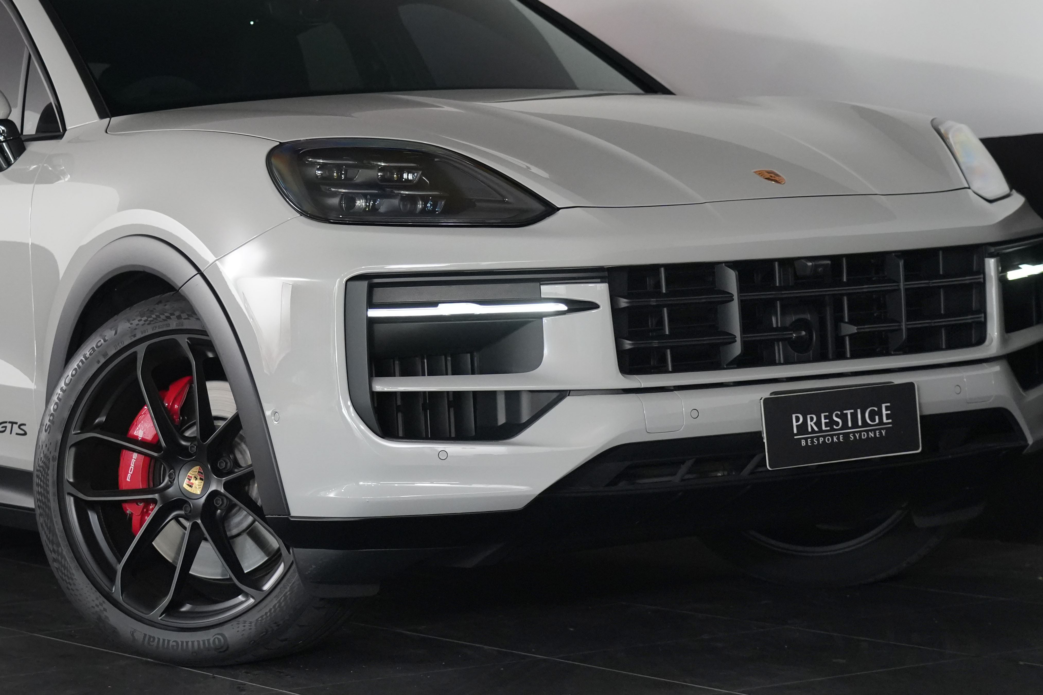 2024 Porsche Cayenne GTS Coupe Image 18