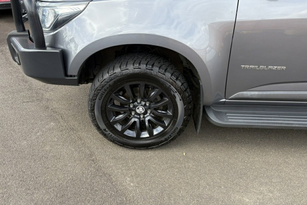 2017 MY18 Holden Trailblazer RG Z71 SUV Image 5