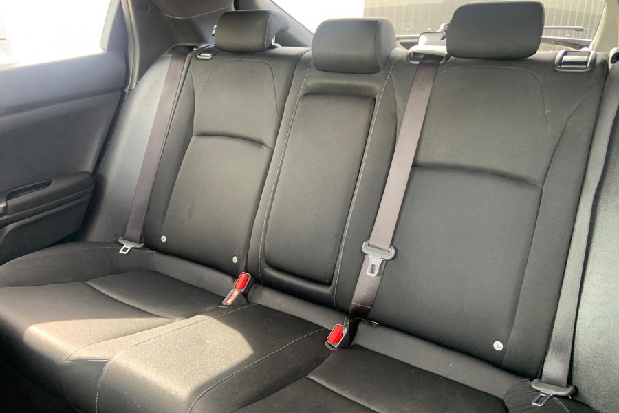 2020 Honda Civic 10th Gen VTi-S Hatch Image 14