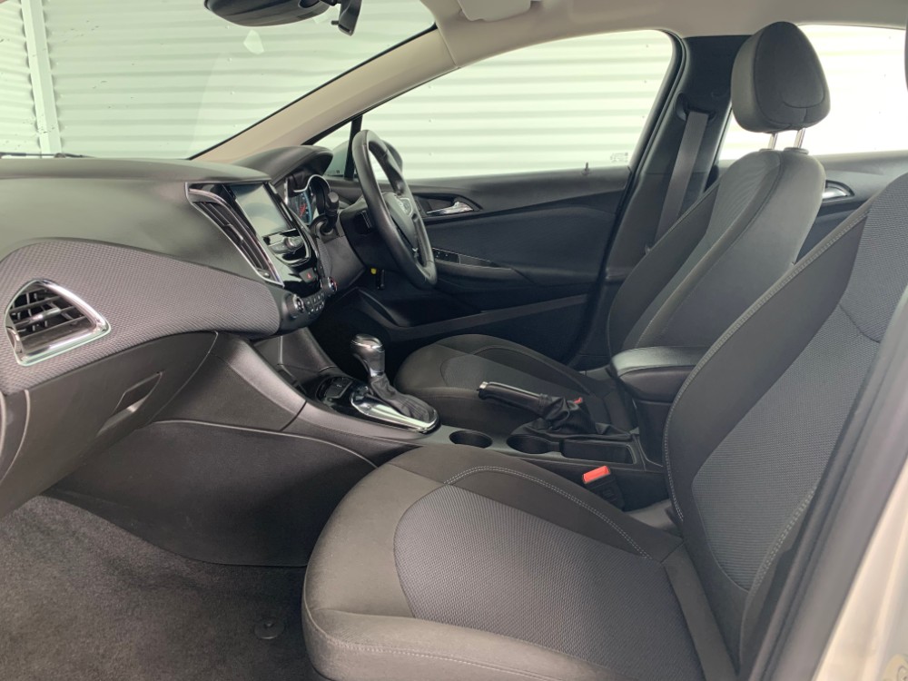 2018 Holden Astra BL LS Sedan Image 12
