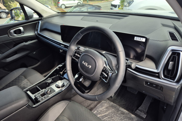 2024 MY25 Kia Sorento MQ4 PE Sport+ SUV Image 9