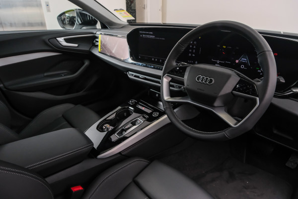 2025 Audi A5 B10 TFSI 150kW S line Sedan image 7