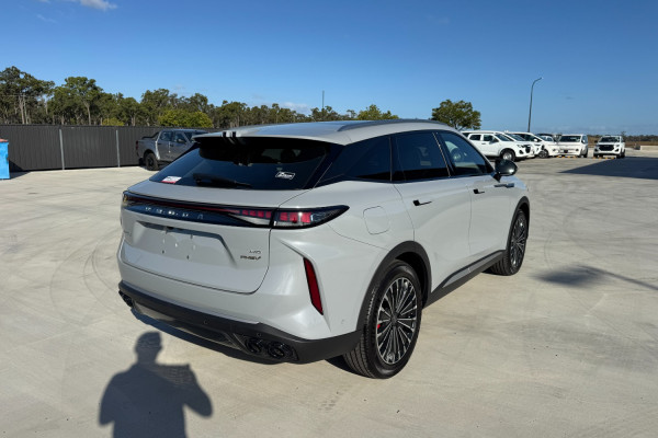 2026 MY25 Jaecoo Omoda 9 Wagon Image 7