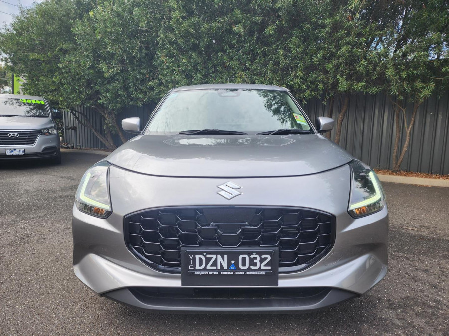 2026 Suzuki Swift UZ Hybrid Hatch Image 2