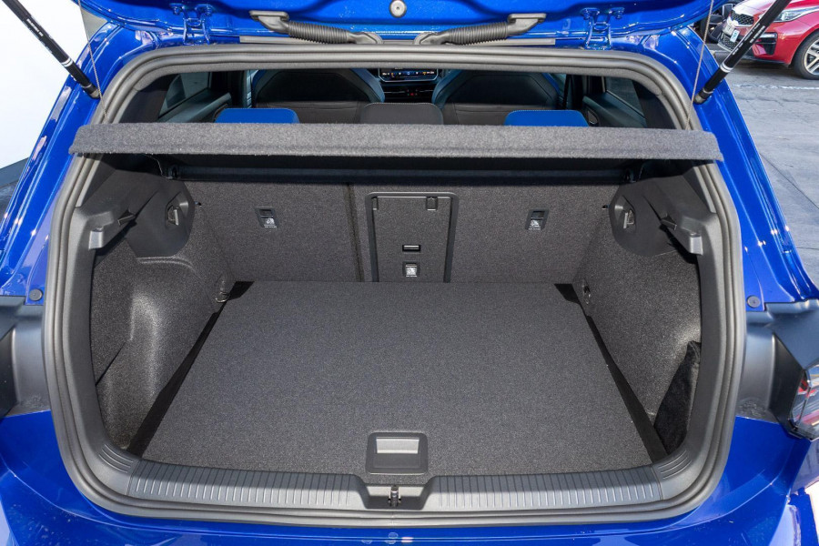 2026 MY25 Volkswagen Golf 8.5 R Hatch Image 14