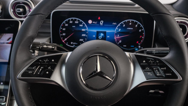 2025 Mercedes-Benz GLC-Class X254 GLC200 SUV image 18